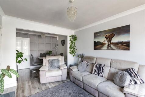 Living/Dining Area