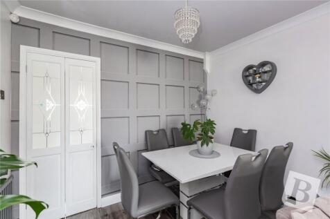 Living/Dining Area