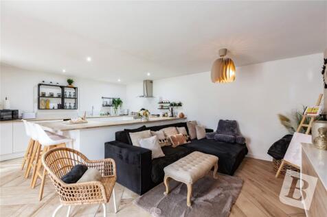 Annex Kitchen/Living
