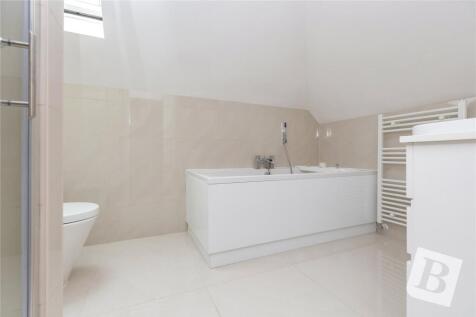 Principal Bathroom