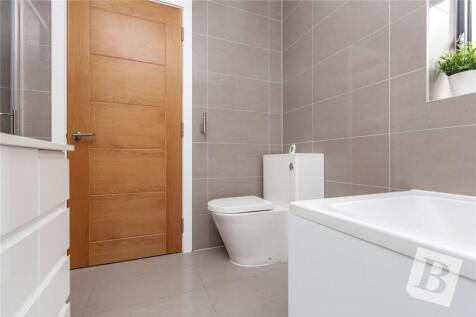 En-Suite 2