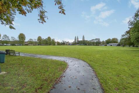 THE VILLAGE GREEN
