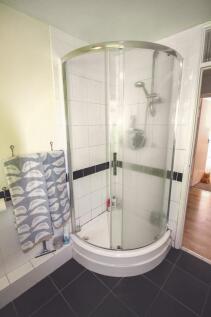 SHOWER CUBICLE
