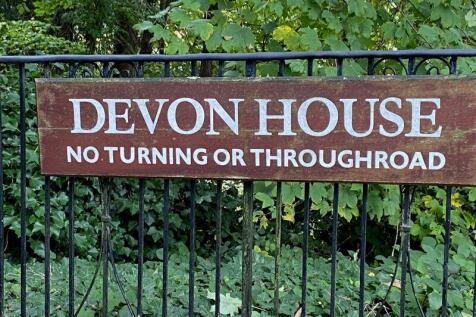 SIGNAGE