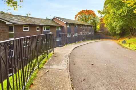FRONT DRIVEWAY &amp; ASPECT