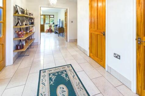 RECEPTION HALLWAY