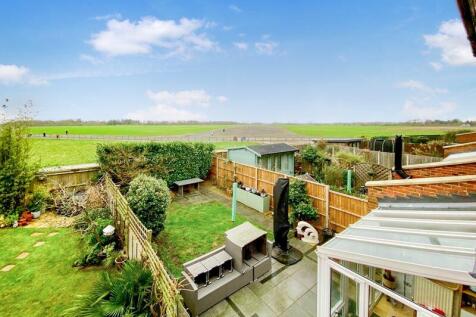 FIRST FLOOR VIEW TO KENLEY AERODROME