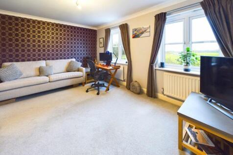 FIRST FLOOR LOUNGE