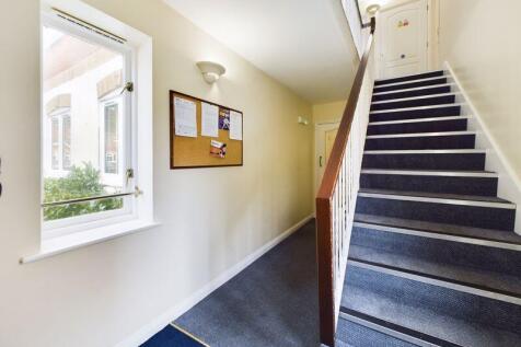 COMMUNAL HALLWAY