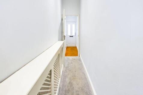 GROUND FLOOR ENTRANCE