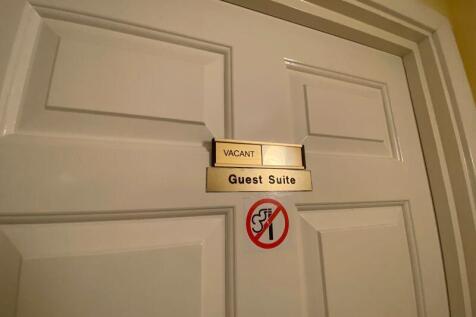 GUEST SUITE