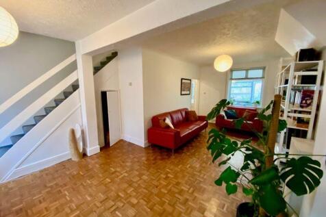 LIVING ROOM STAIRS
