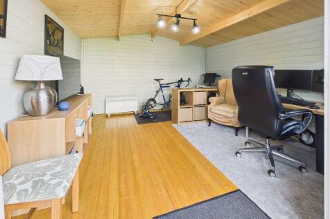 HOME OFFICE