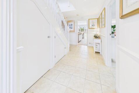 RECEPTION HALLWAY