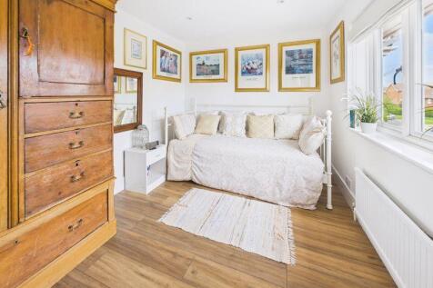 BEDROOM FIVE