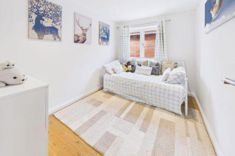 BEDROOM SIX