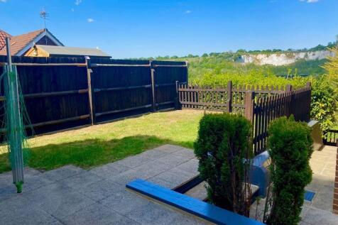GARDEN WITH VIEWS
