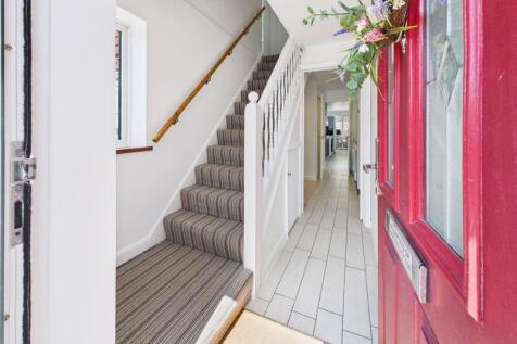 ENTRANCE HALLWAY