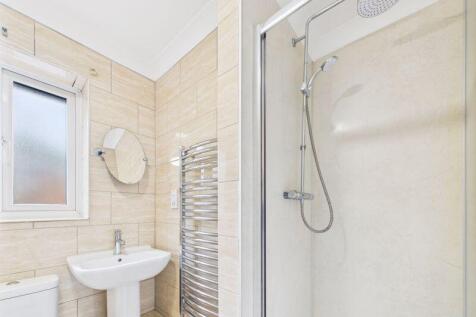 SHOWER IN BATHROOM