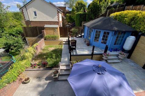 VIEW TO GARDEN FROM JULIET BALCONY