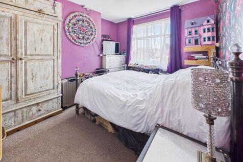 Bed 1 