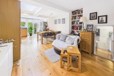 LIVING ROOM TO DINING AREA