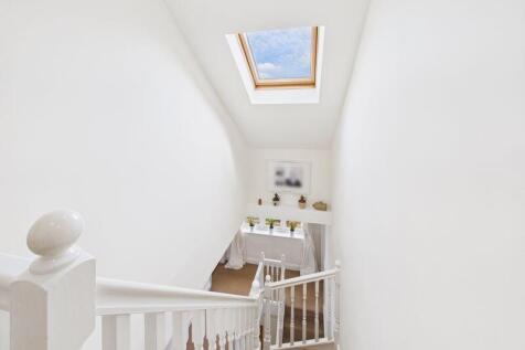 SECOND FLOOR LANDING