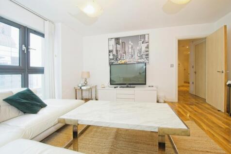 Living/Dining Area