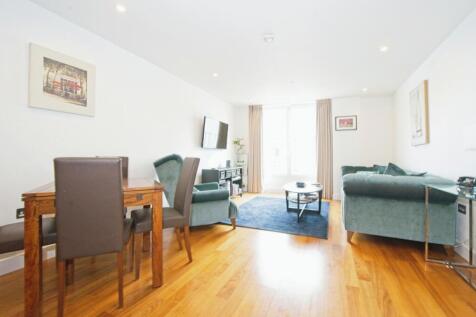 Living/Dining Area