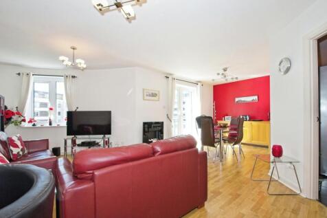 Living/Dining Area
