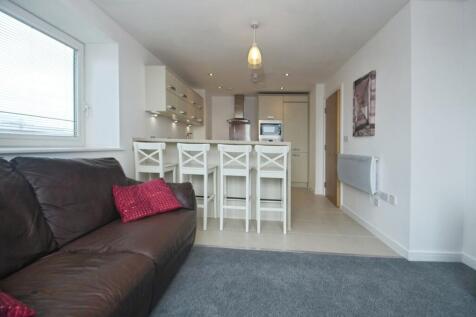 Living/Dining Area