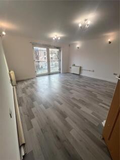 Living/Dining Area