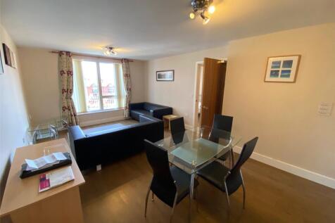 Living/Dining Area