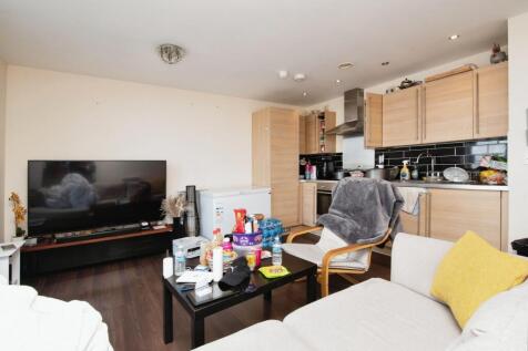 Living/Dining Area