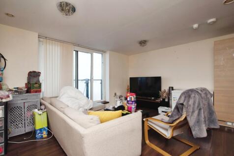 Living/Dining Area