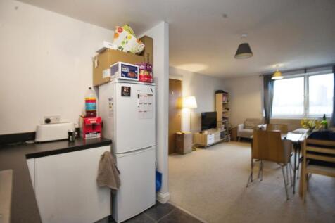 Living/Dining Area