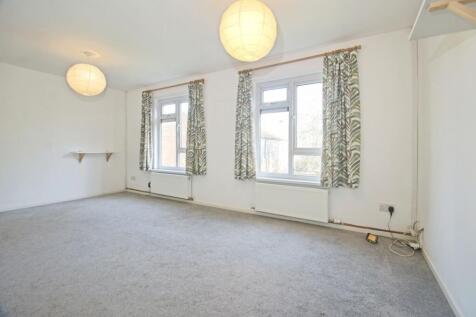 Living/Dining Area