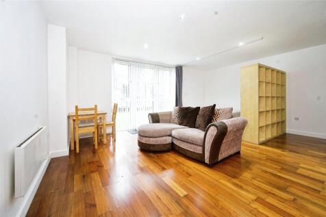Lounge/Bedroom