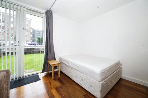 Lounge/Bedroom
