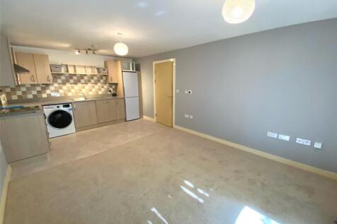 Living/Dining Area
