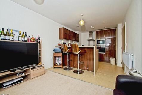 Living/Dining Area