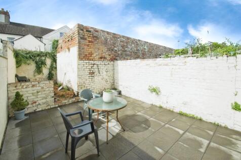 Rear Courtyard