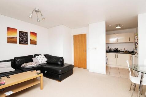 Living/Dining Area