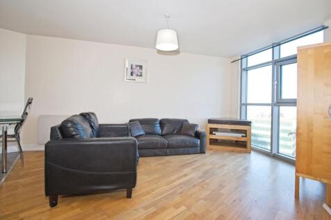 Living / Dining Area