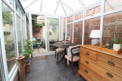 Garden Room/Dining Room