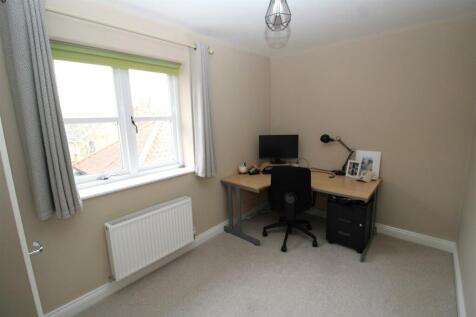 Bedroom 4 / office