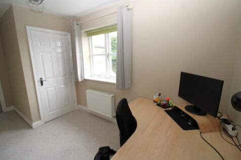 Bedroom 4 / office