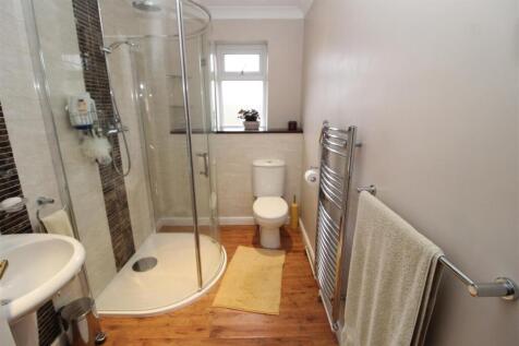 En Suite Shower