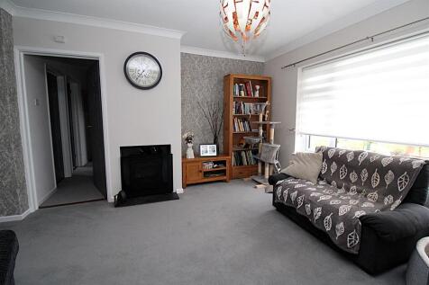 Sitting/Dining Room