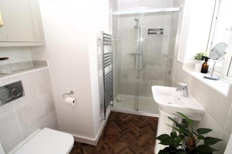En Suite Shower